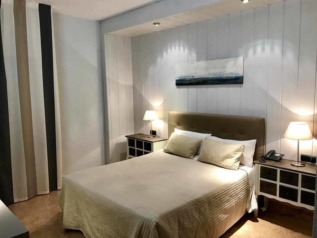 Hotel Valjunco Валенсия де Дон Хуан Екстериор снимка